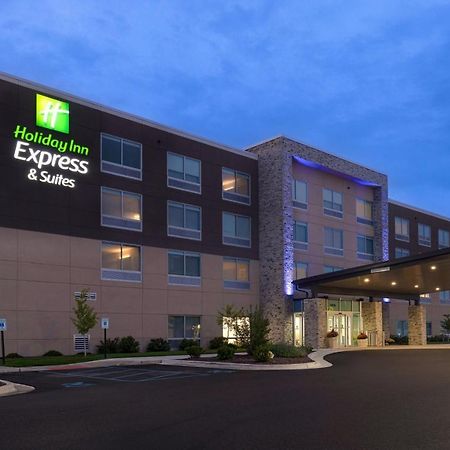 Holiday Inn Express & Suites - Brighton By Ihg Εξωτερικό φωτογραφία