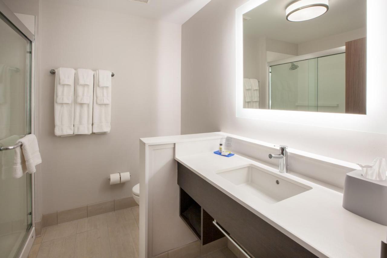 Holiday Inn Express & Suites - Brighton By Ihg Εξωτερικό φωτογραφία