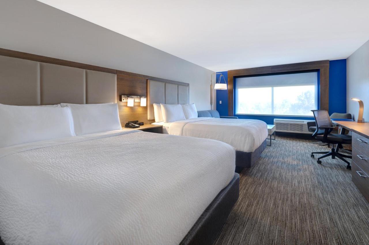 Holiday Inn Express & Suites - Brighton By Ihg Εξωτερικό φωτογραφία