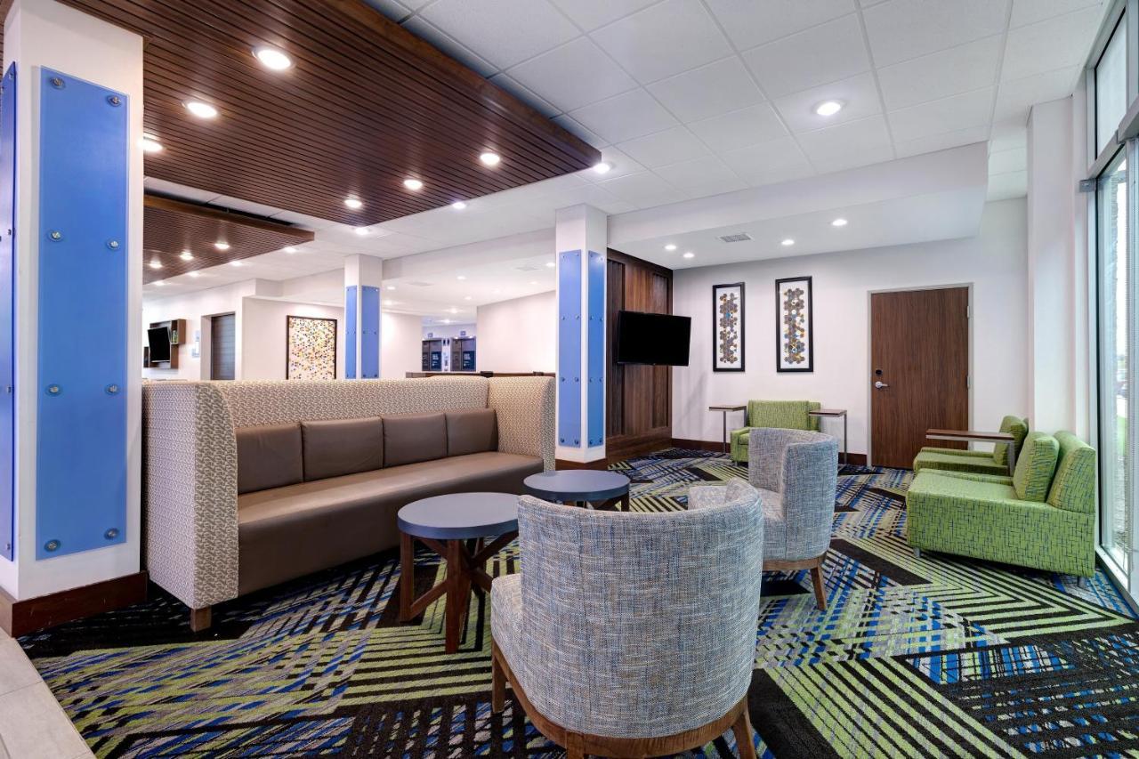 Holiday Inn Express & Suites - Brighton By Ihg Εξωτερικό φωτογραφία