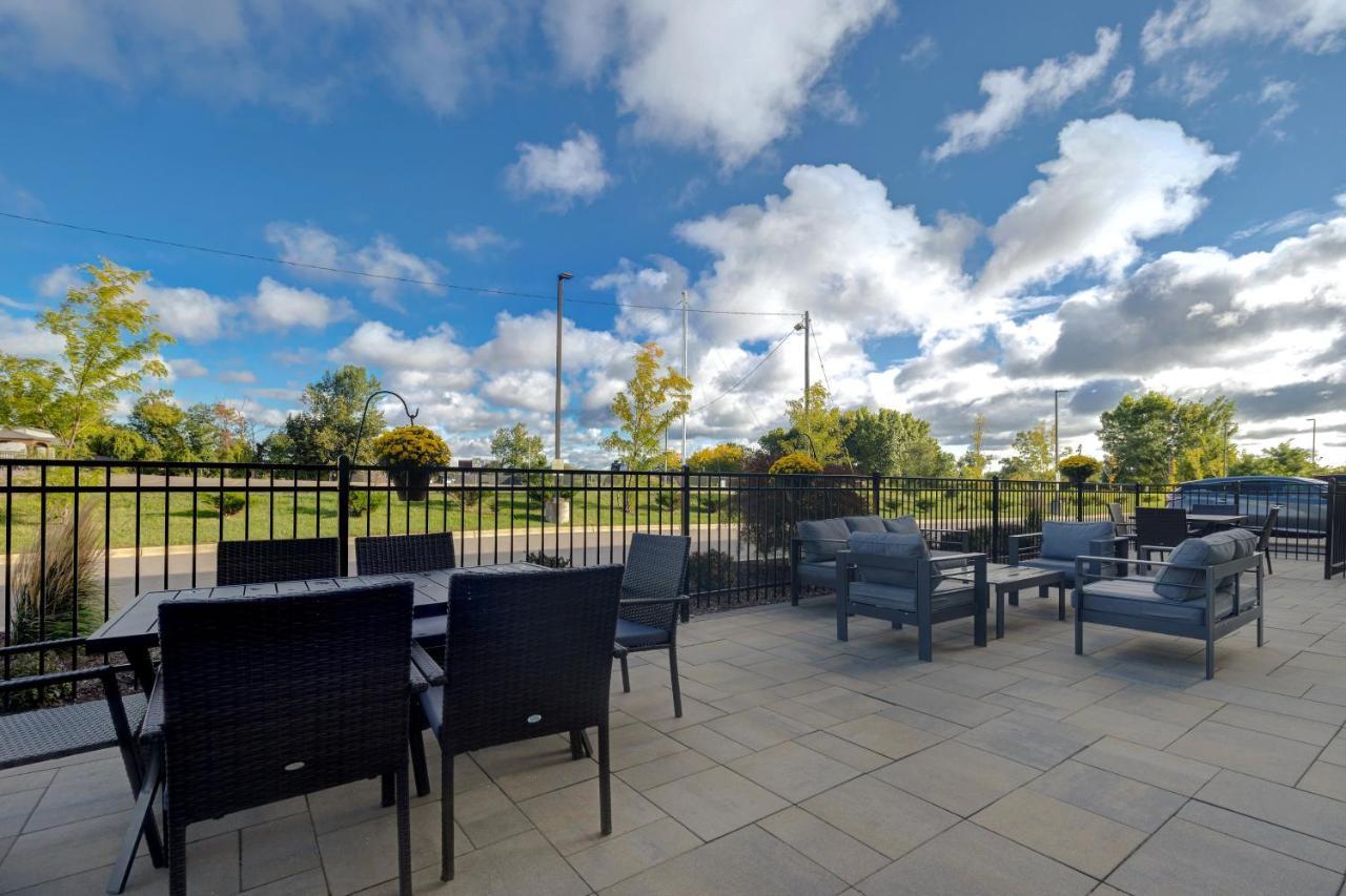 Holiday Inn Express & Suites - Brighton By Ihg Εξωτερικό φωτογραφία