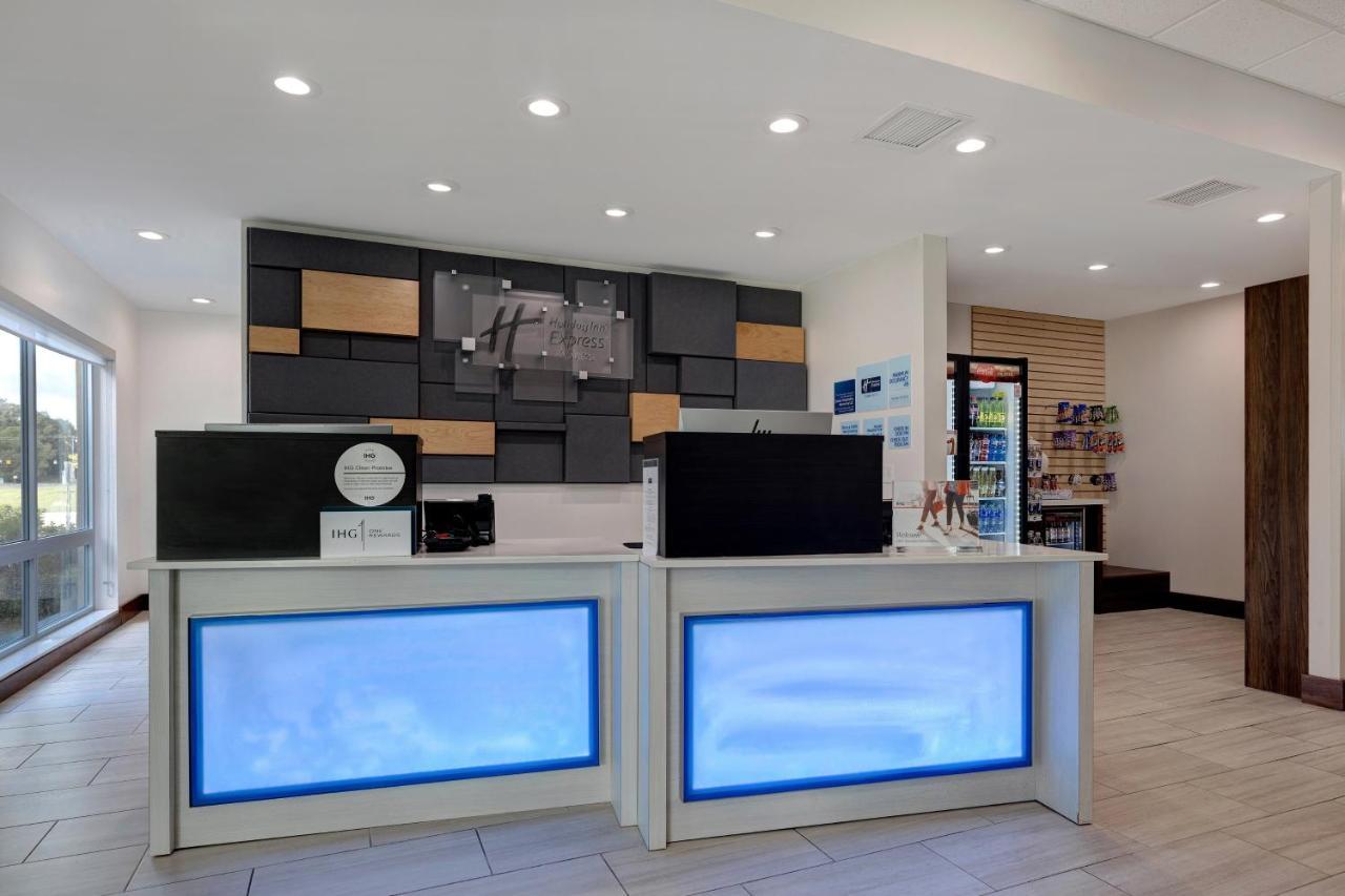 Holiday Inn Express & Suites - Brighton By Ihg Εξωτερικό φωτογραφία